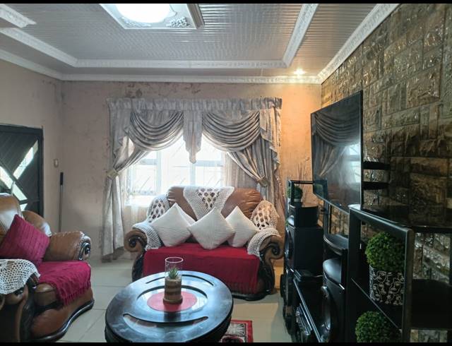 3 BEDROOM FREESTANDING FOR SALE IN GAMALAKHE